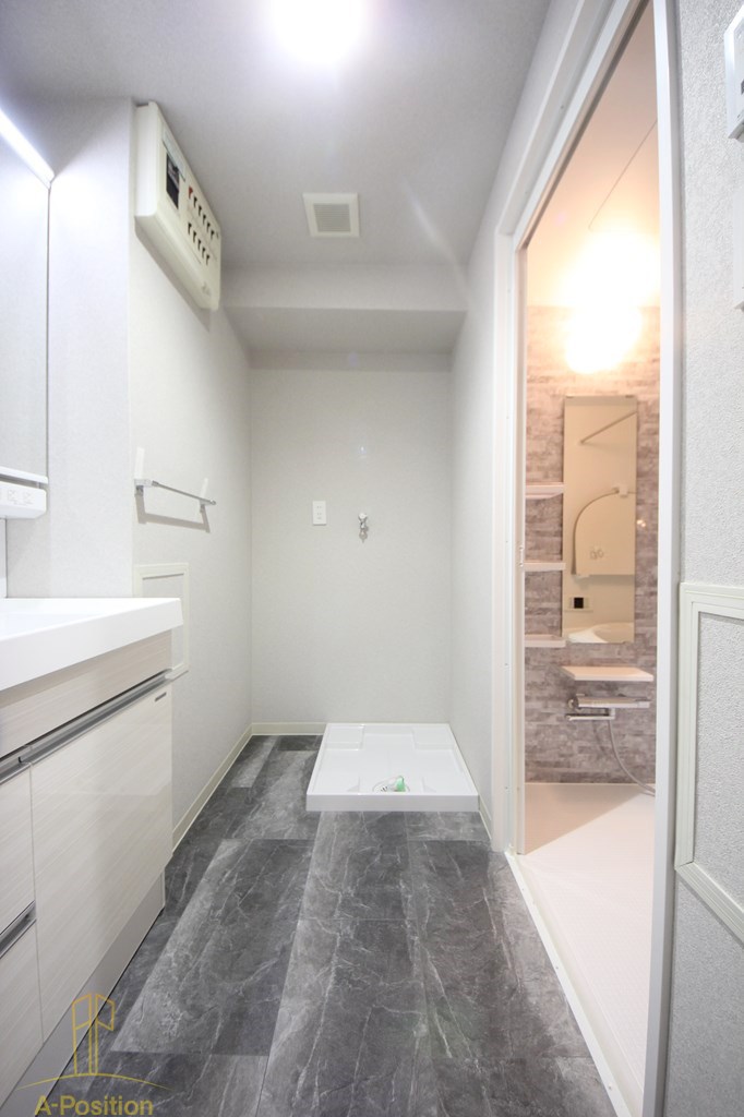 洗面設備　レジディア西天満