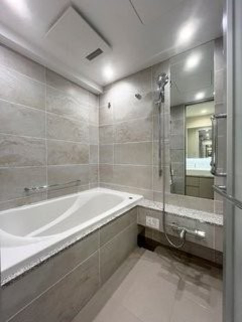 バス・シャワールーム　※写真は同タイプ住戸です。