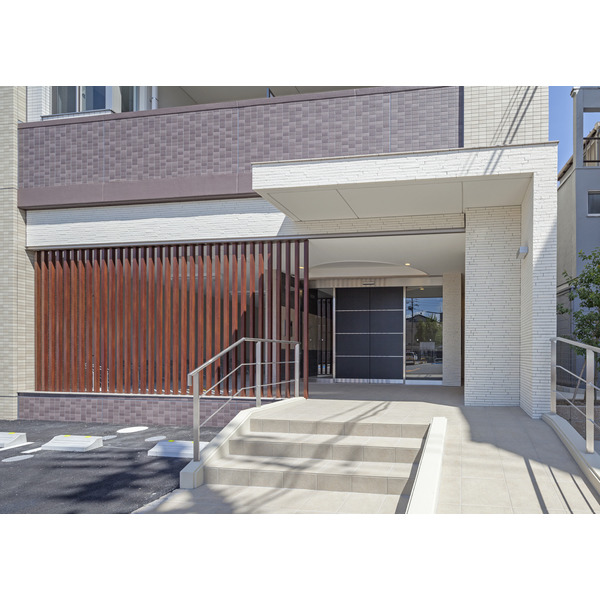 エントランス　エントランス