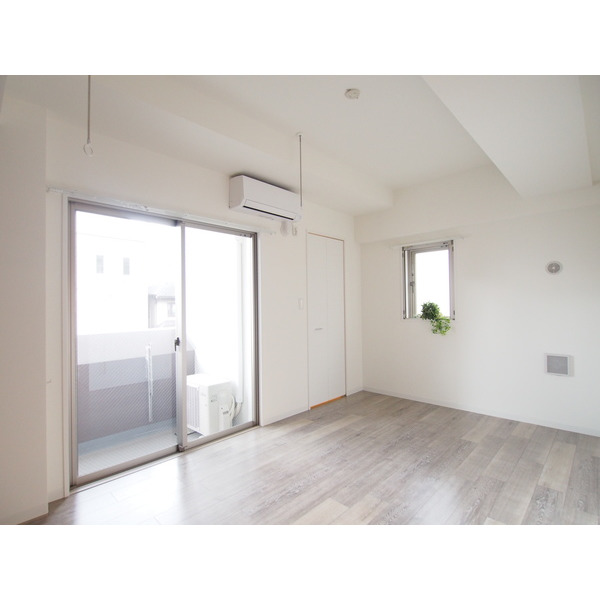 居室・リビング　洋室