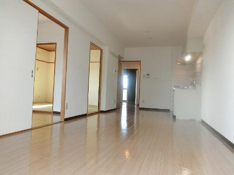 居室・リビング　リビング