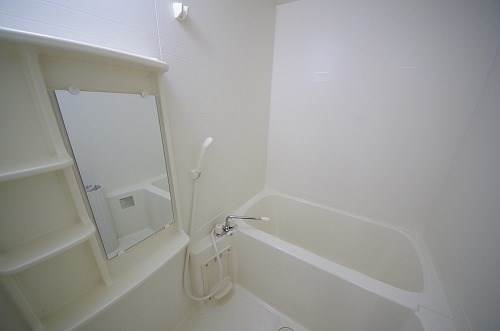 バス・シャワールーム　追い焚き付き※類似室内