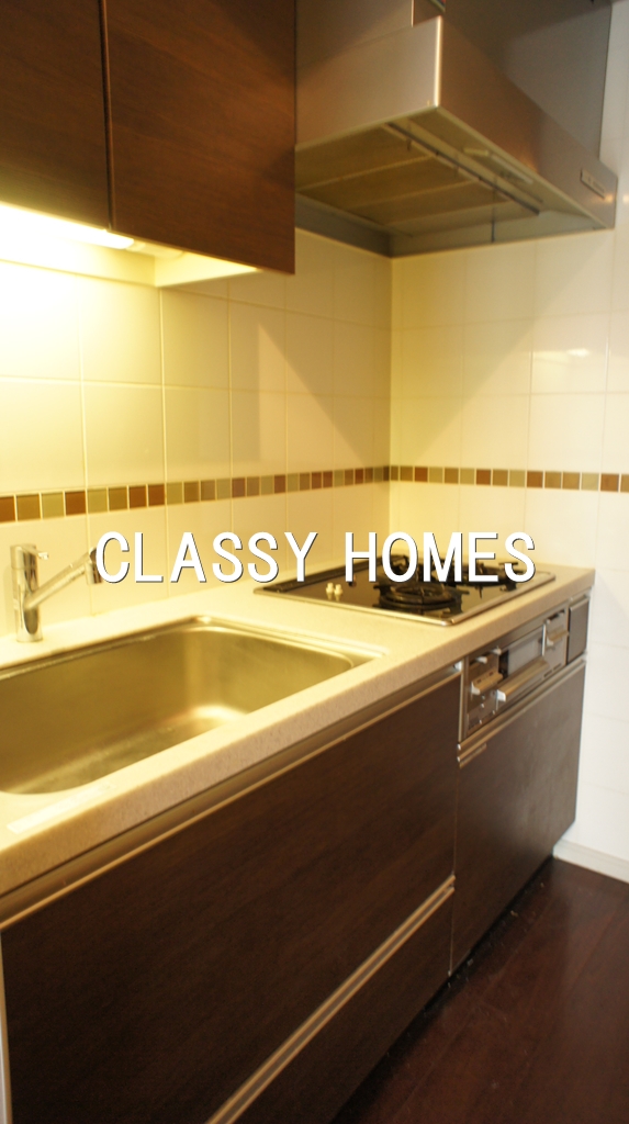 キッチン　2008年竣工　コンフォリア三田EAST（イースト）