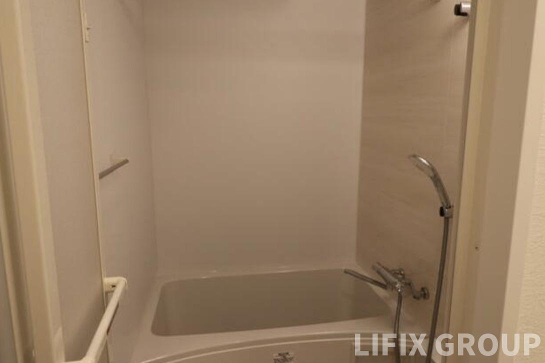 バス・シャワールーム　風呂