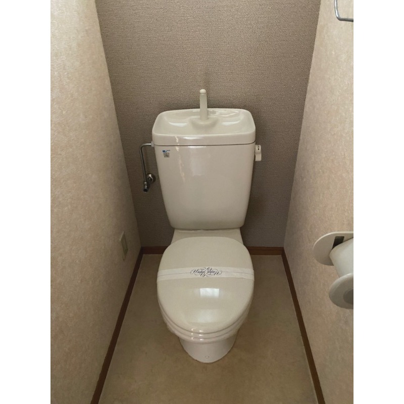 トイレ　別号室