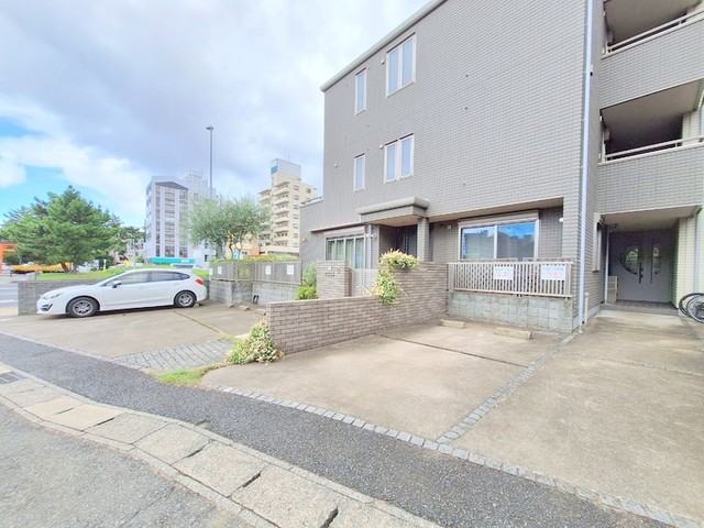 駐車場　★駐車場★