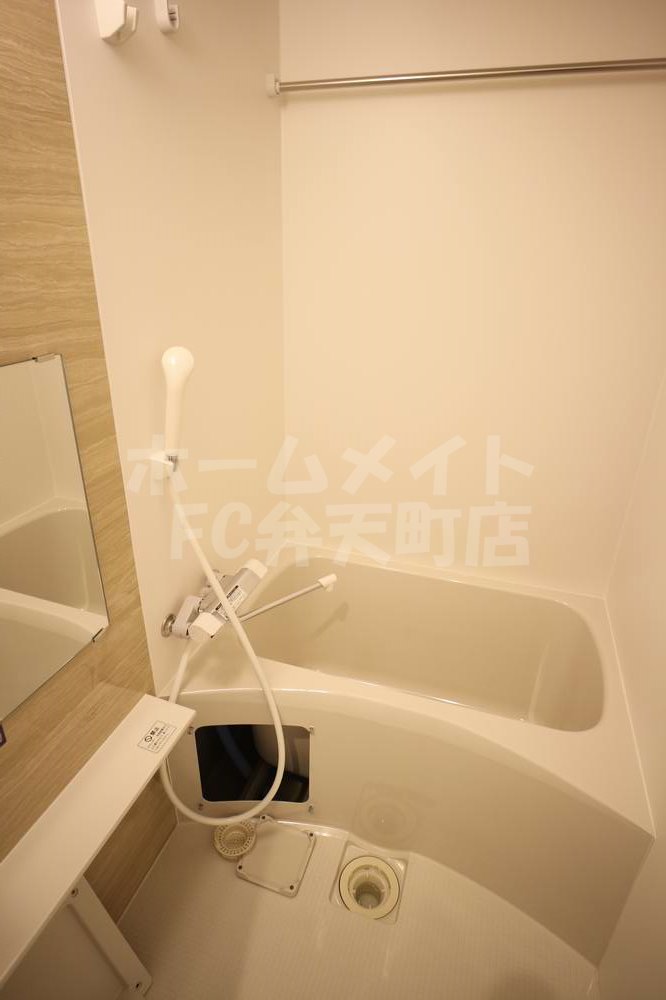 バス・シャワールーム　お風呂で日々の疲れを落としましょう