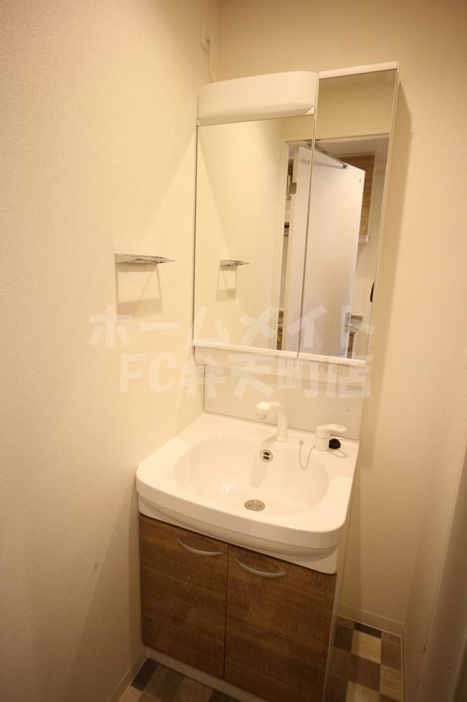 洗面設備　忙しい朝には欠かせない洗面所です