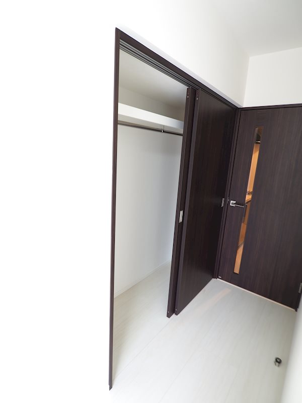 収納　レジディア新御徒町II