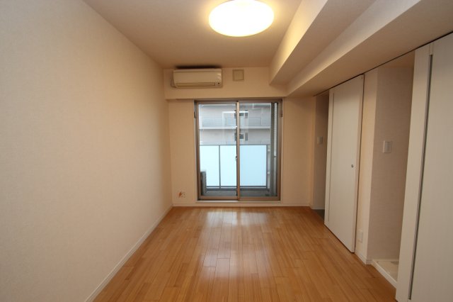 居室・リビング　※同建物ほかのお部屋の写真です。