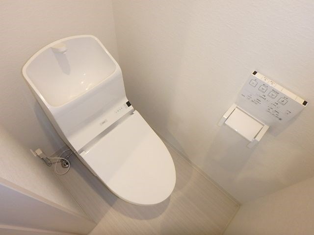 トイレ　※参考写真