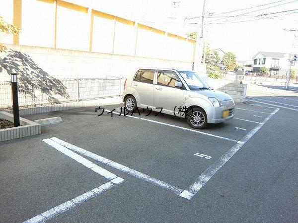 駐車場　平面駐車場！
