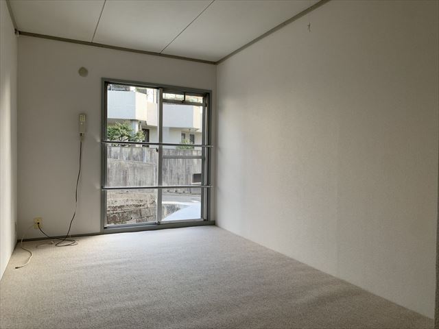 居室・リビング　各部屋　容量大きな収納がございます