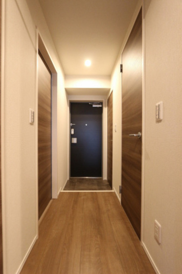 玄関　※別部屋の写真です