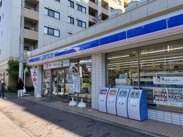 コンビニ　ローソンストア１００（コンビニ）まで178m
