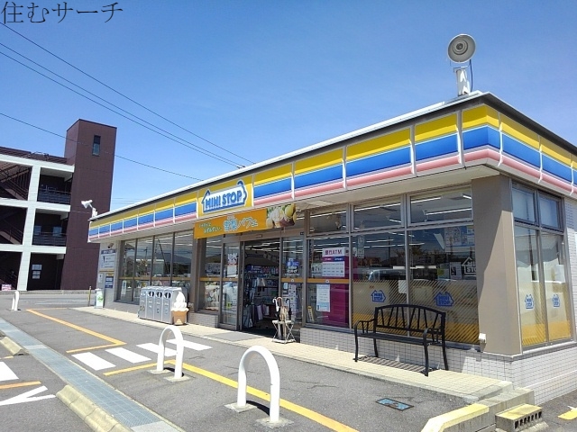 コンビニ　ミニストップ蒔田２丁目店（コンビニ）まで600m