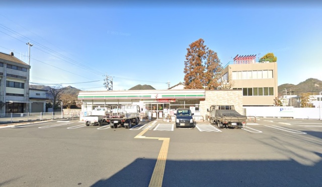 コンビニ　セブンイレブン　たつの新宮町新宮店（コンビニ）まで600m