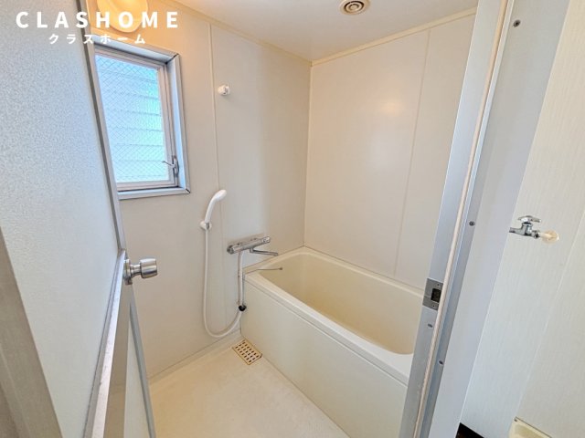 バス・シャワールーム　同物件の別部屋になります。