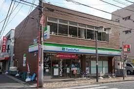コンビニ　ファミリーマート市川駅東店（コンビニ）まで120m