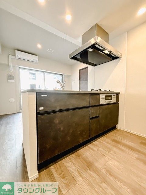 キッチン　※写真は同タイプ住戸です。