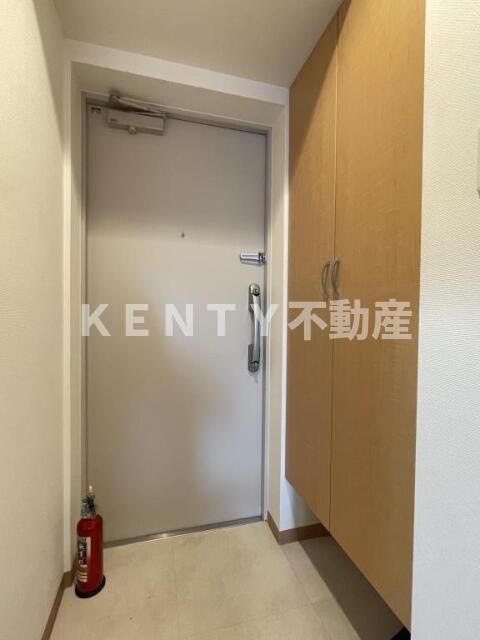 玄関　シンプルで使いやすい玄関です