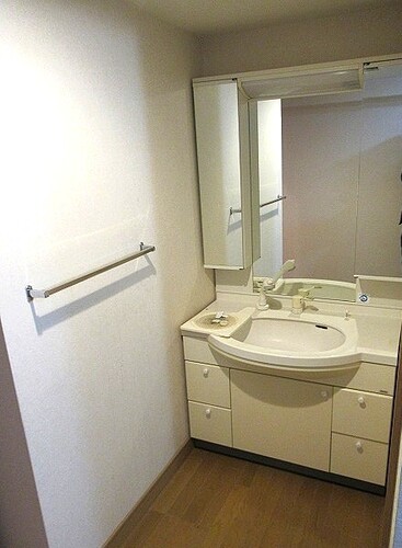 洗面設備　洗面化粧台※前回募集時の写真２０２２年２月撮影