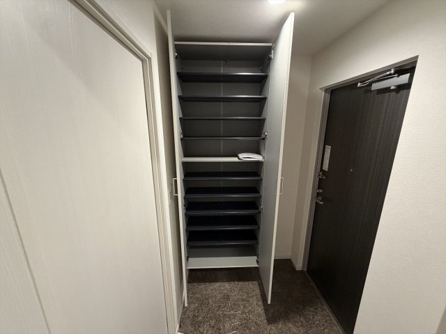 玄関　シンプルで使いやすい玄関です