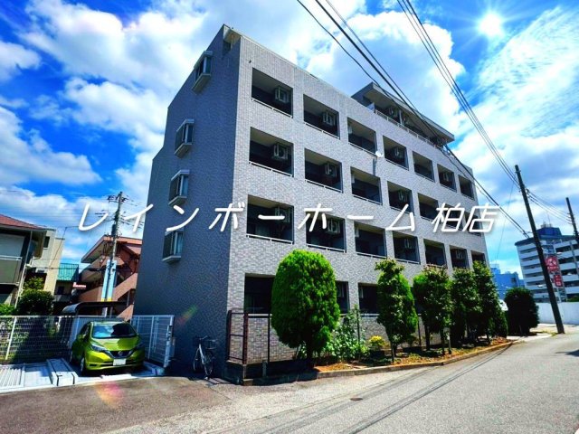建物外観　外観は落ち着いています