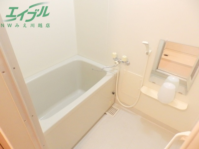 バス・シャワールーム　同タイプ部屋写真です。