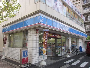 その他　コンビニ（その他）まで409m