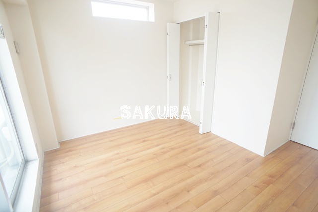 居室・リビング　開放感のあるゆったりとしたお部屋です♪