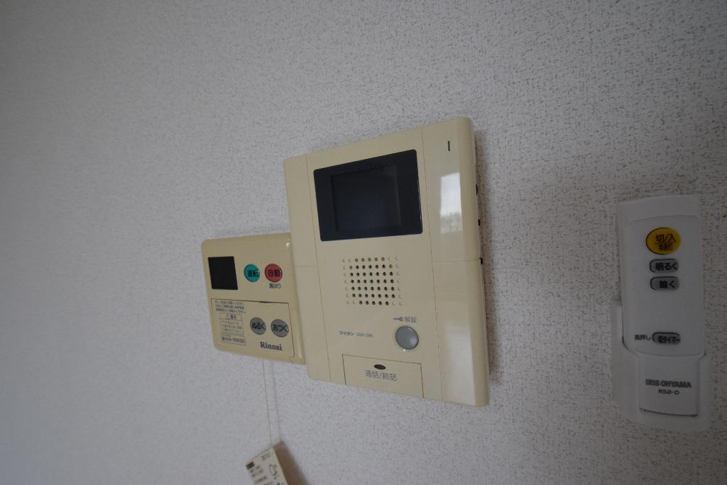 セキュリティ　カメラ付インターホン