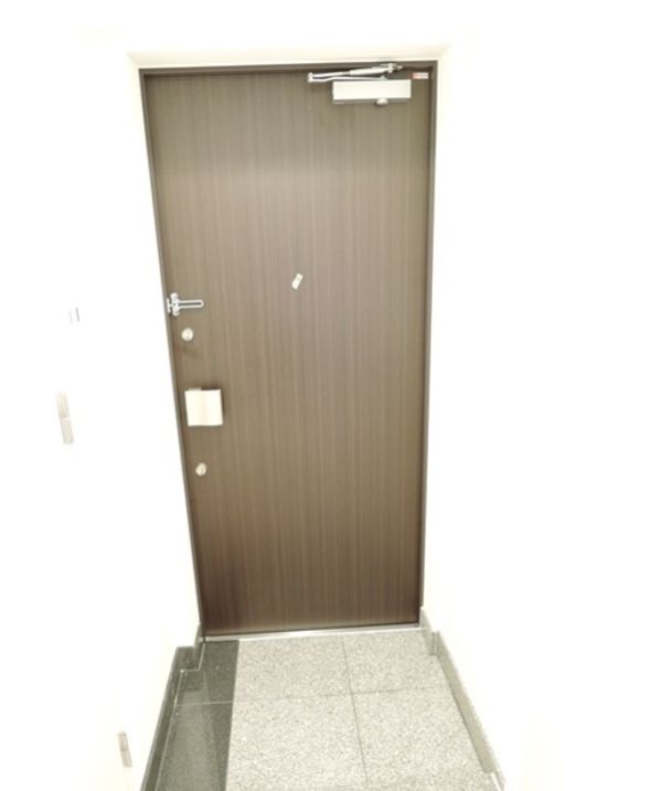 玄関　明るい玄関です