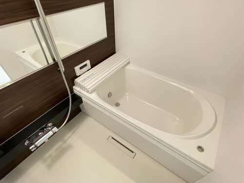 バス・シャワールーム　※同タイプの部屋写真です