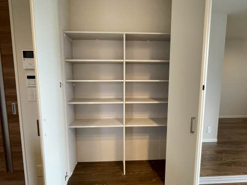 収納　※同タイプの部屋写真です