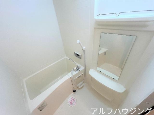 バス・シャワールーム　バス（イメージ）