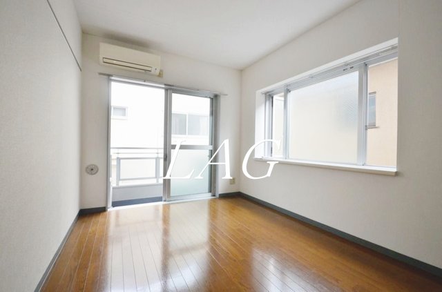 居室・リビング　洋室のお部屋です。