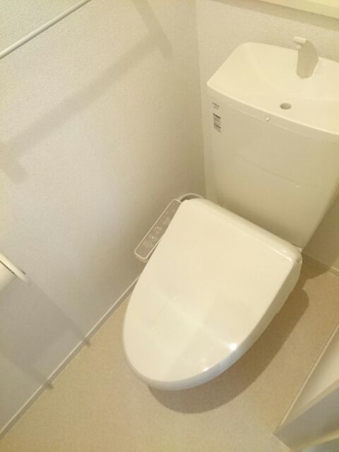 トイレ　参考写真