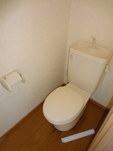 トイレ　ゆったりとした空間のトイレです