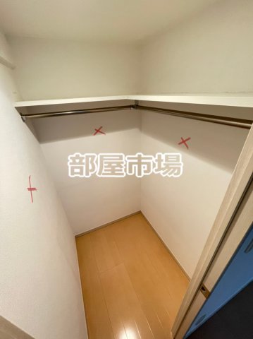 収納　ウォークインクローゼット
