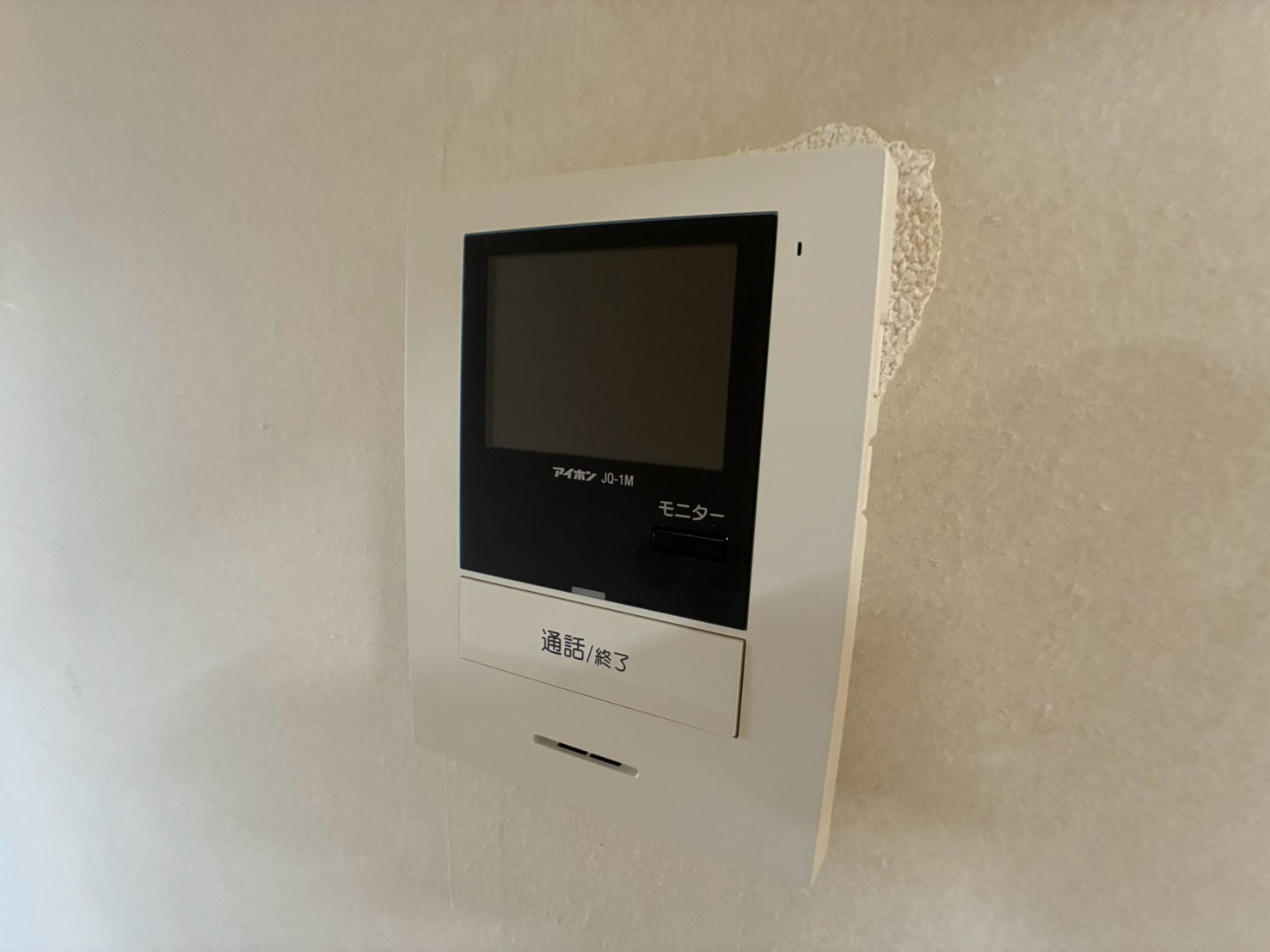 セキュリティ　修繕中の写真を使用しております。