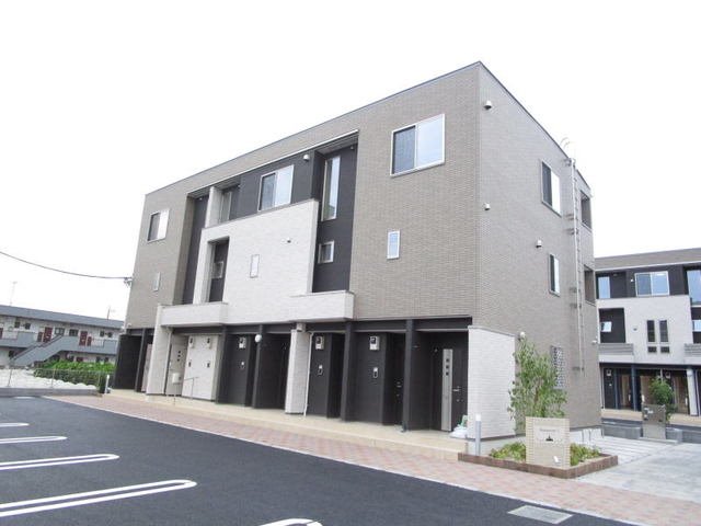 建物外観　2019年9月完成の新築です。