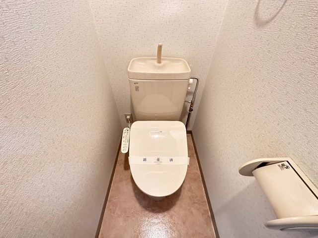 トイレ　※他部屋の写真です。現況優先。