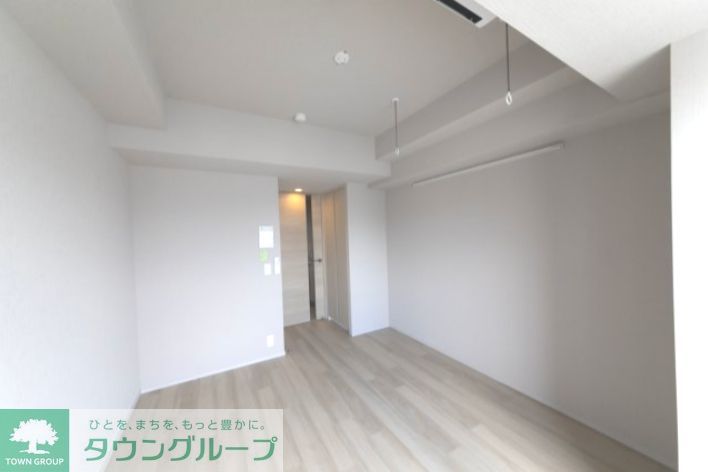 居室・リビング　※参考写真　反転タイプ　画像はイメージです。