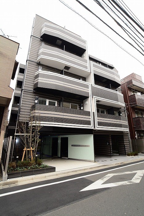 建物外観　外観は落ち着いています