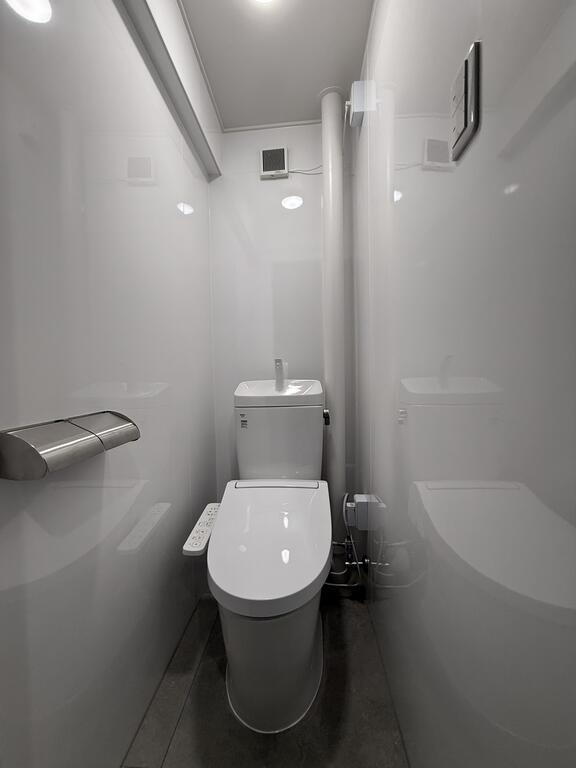 北九州モノレール 片野駅 徒歩4分 7階建 築47年のトイレ写真