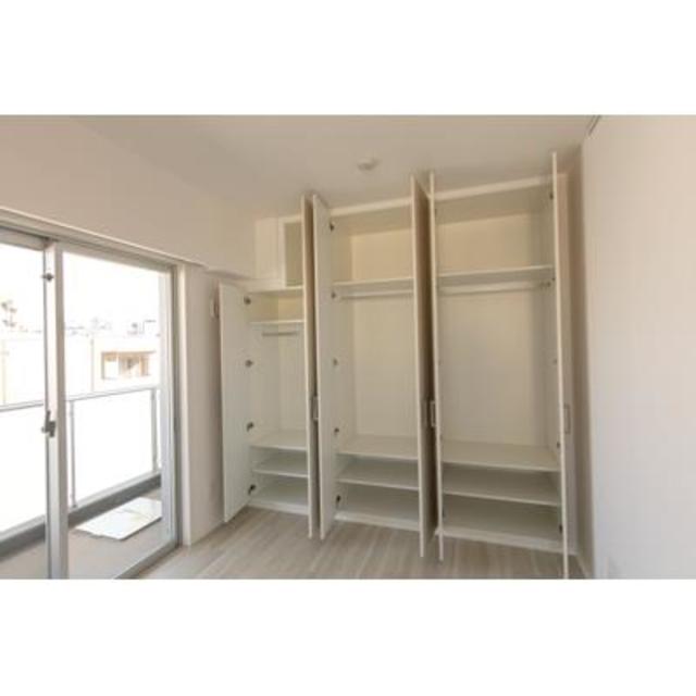 エントランス　※写真は同タイプ住戸です。