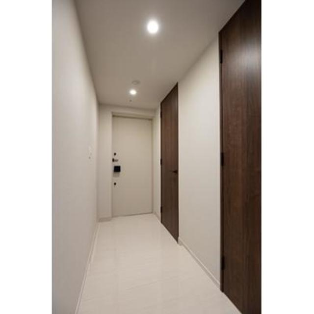 玄関　※写真は同タイプ住戸です。