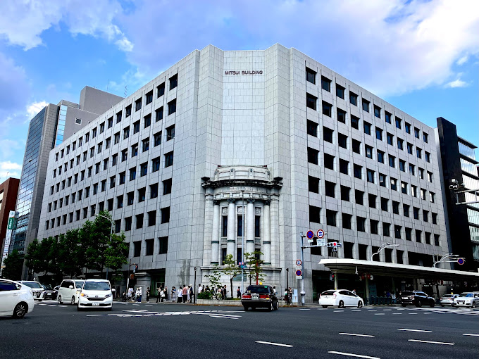 銀行　三井住友銀行京都支店（銀行）まで400m