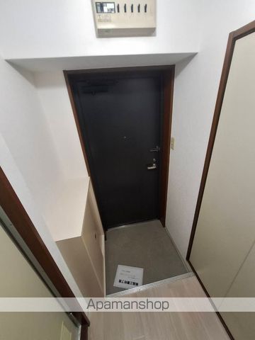 レクシア服部本町の玄関写真